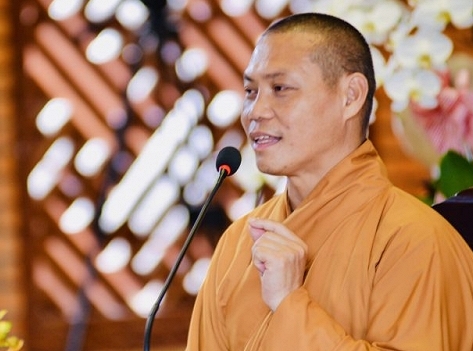Chọn hương sạch, đừng thắp hương nhiều