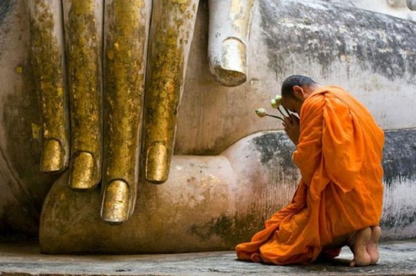 Giới đức nặng hơn đất, ngã mạn cao hơn trời