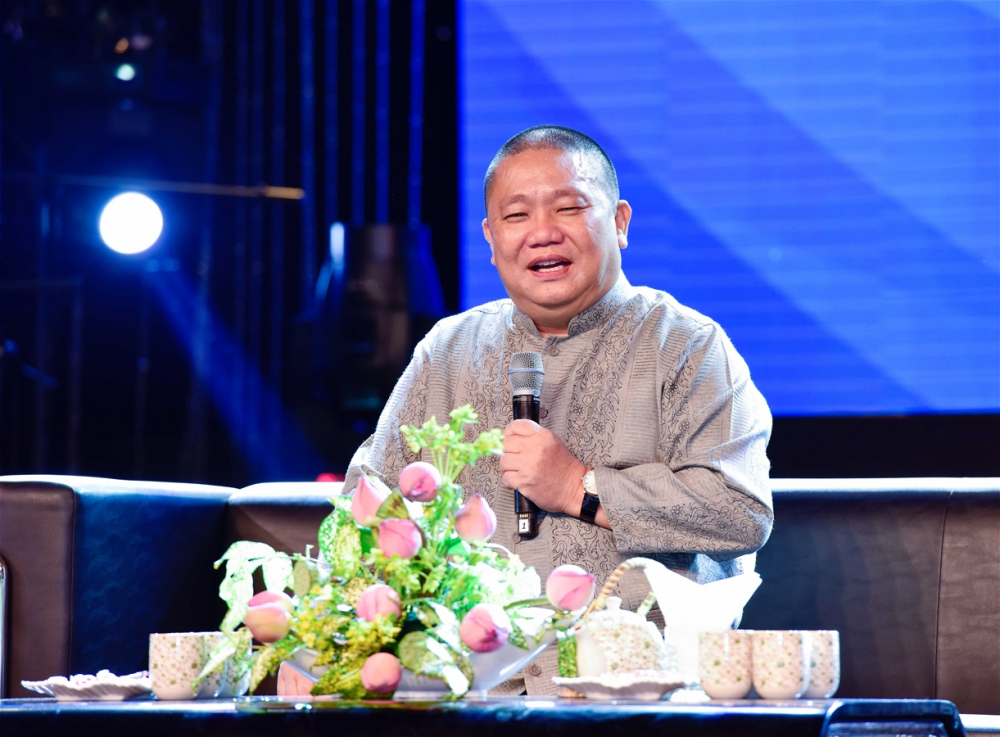 Con đường Bát chánh đạo của Phật tử Lê Phước Vũ