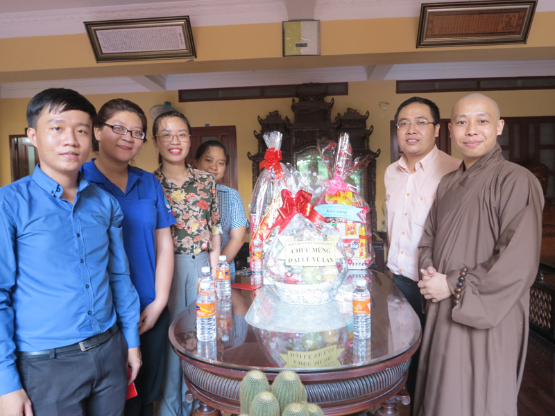 TP. HCM: Hội Liên Hiệp Thanh Niên Quận 10, chúc mừng Vu Lan