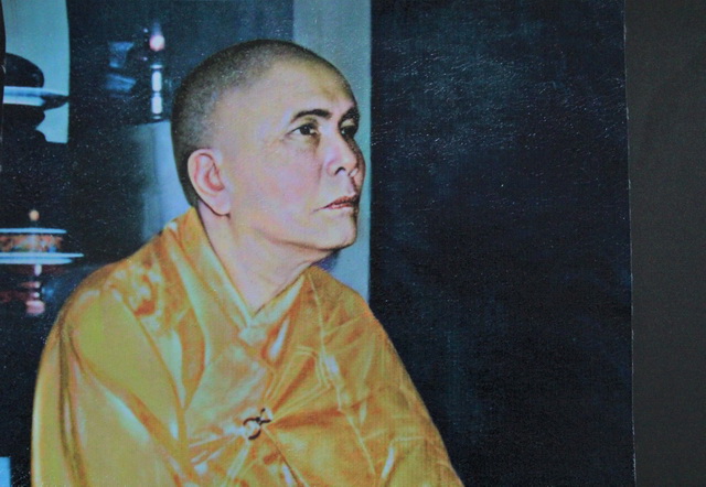 TP.HCM: Tăng Ni Học viện Phật giáo Tưởng niệm Cố Trưởng lão HT.Thích Trí Quang và cầu nguyện 39 nạn nhân tử vong tại Anh