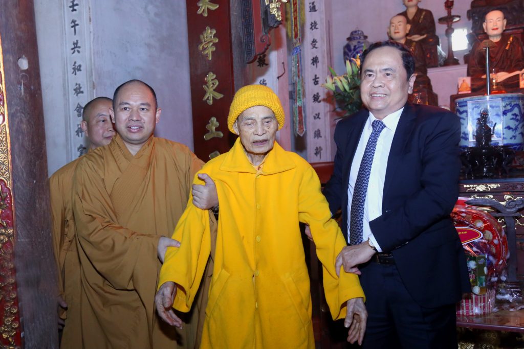 Ông Trần Thanh Mẫn chúc Tết Đức Pháp chủ Giáo hội PGVN