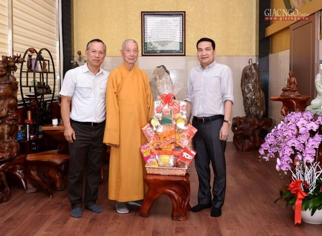 Lãnh đạo Công an TP.HCM chúc Tết HT.Thích Trí Quảng
