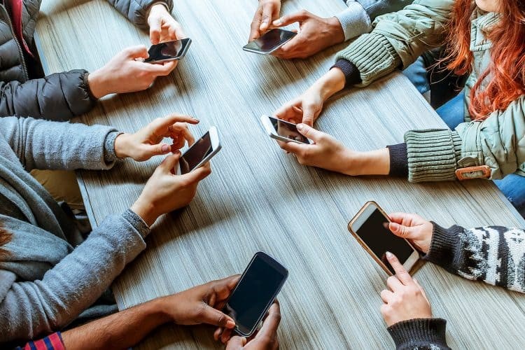 Cách cai nghiện mạng xã hội