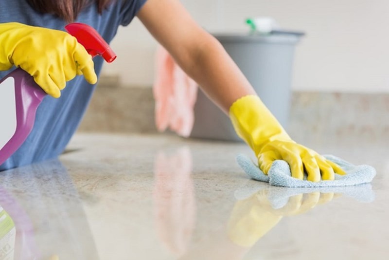 Cách khử khuẩn khi 99% ca nhiễm Covid-19 lây lan ở trong nhà