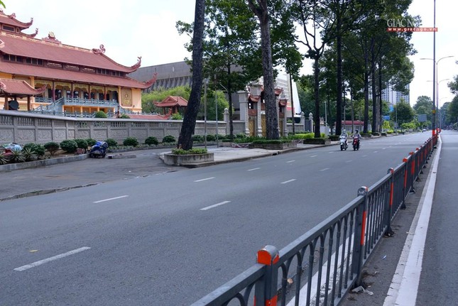 TP.HCM sáng 23-8-2021: Chưa bao giờ như hôm nay