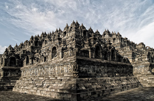 Borobudur – kỳ quan Phật giáo lớn nhất thế giới