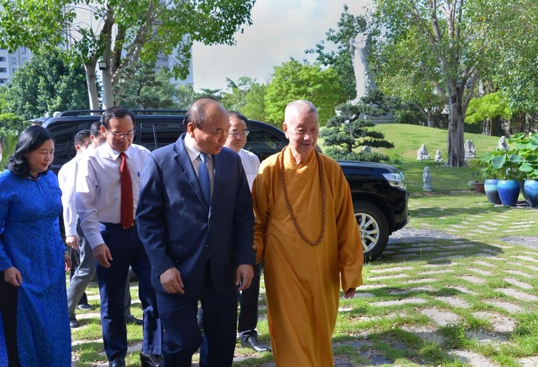 Cuộc phỏng vấn đặc biệt với Đức Quyền Pháp chủ GHPGVN: "Cái nhìn từ chiều sâu tâm linh và lịch sử"