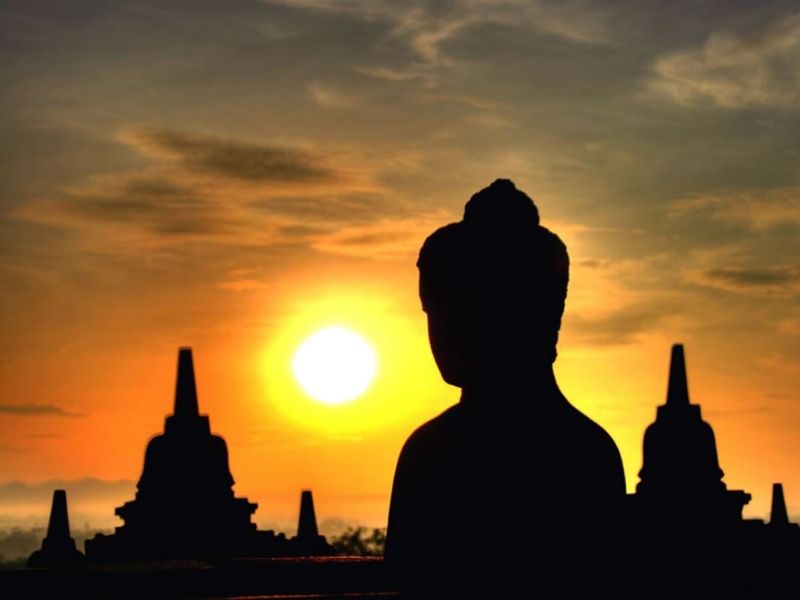 Tâm dẫn đầu