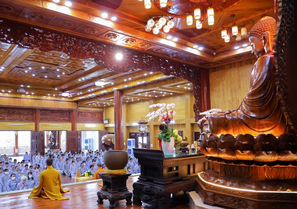 Nghe, đọc pháp nhiều cũng phải thực hành nhiều