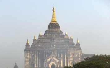 Cổ tự Myanmar đối mặt với mối nguy thời đại