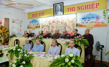TP. HCM:Lớp sơ cấp PH Quận 3 tri ân Ngày nhà giáo Việt Nam 20/11