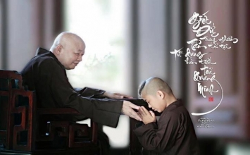 Hạnh lắng nghe