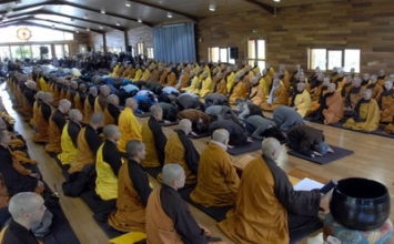 Không cần phải là Phật tử mới có thể thọ năm giới