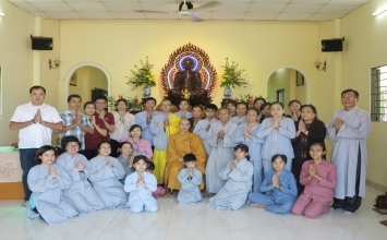 Tp. HCM: Chùa Hạnh Đức lễ quy y lần 4