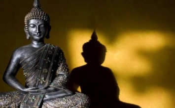 Món nợ đời người