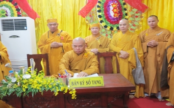 Tp. HCM: PG Bình Dương và PG Quận 10 viếng tang Hòa thượng Phó pháp chủ GHPGVN