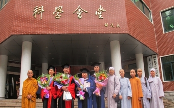 Trung Quốc - Thêm 6 Tăng Ni sinh VN nhận bằng tiến sĩ, thạc sĩ