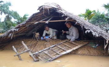 Mùa bão nữa lại về - Thương lắm Miền Trung