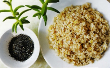 Gạo lức muối mè, lợi và hại