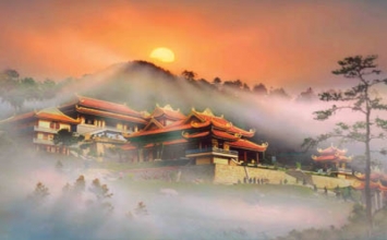Núi không đi đến ta phải đi qua